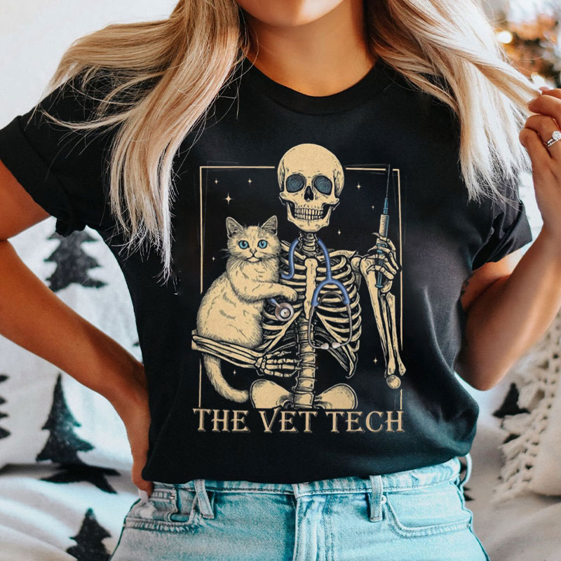 Skeleton Hug Cat The Vet Tech Nurse T-Shirt