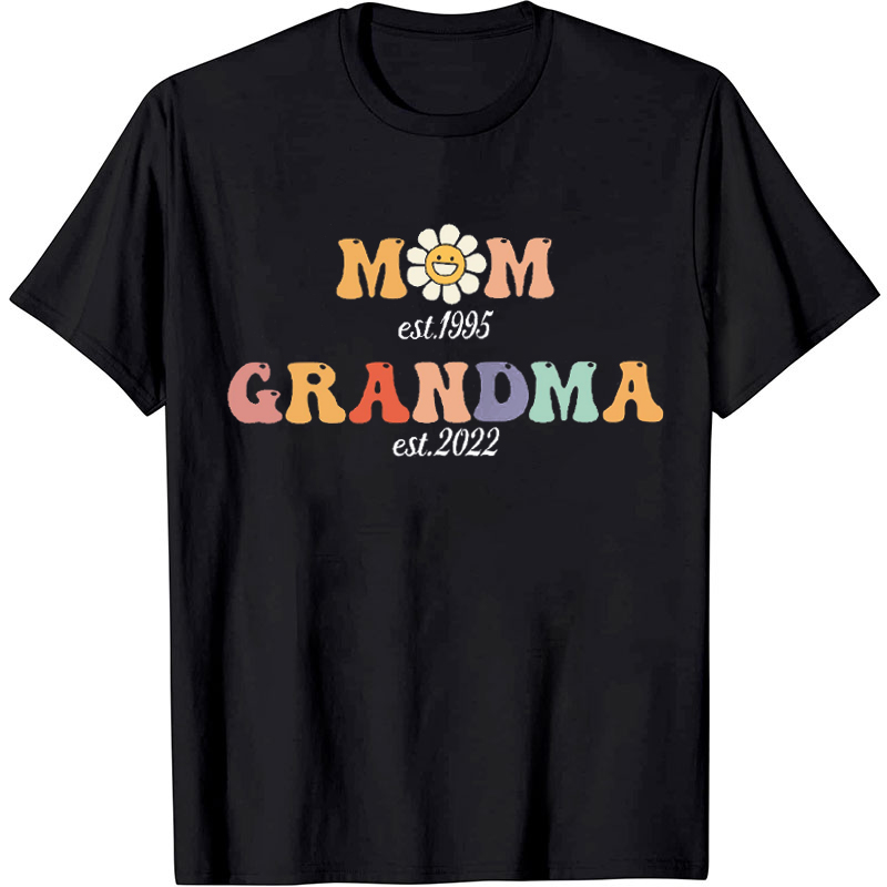 Personalized Mom Est Grandma Est T-Shirt
