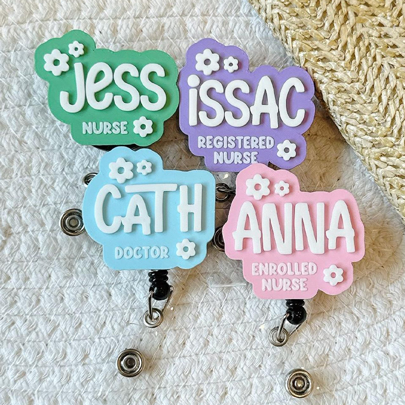 Personalized Name With Daisy Badge Reel