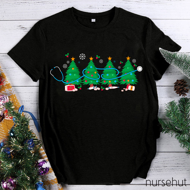 Snowflakes On The Christmas Tree Falling Silently Nurse T-Shirt