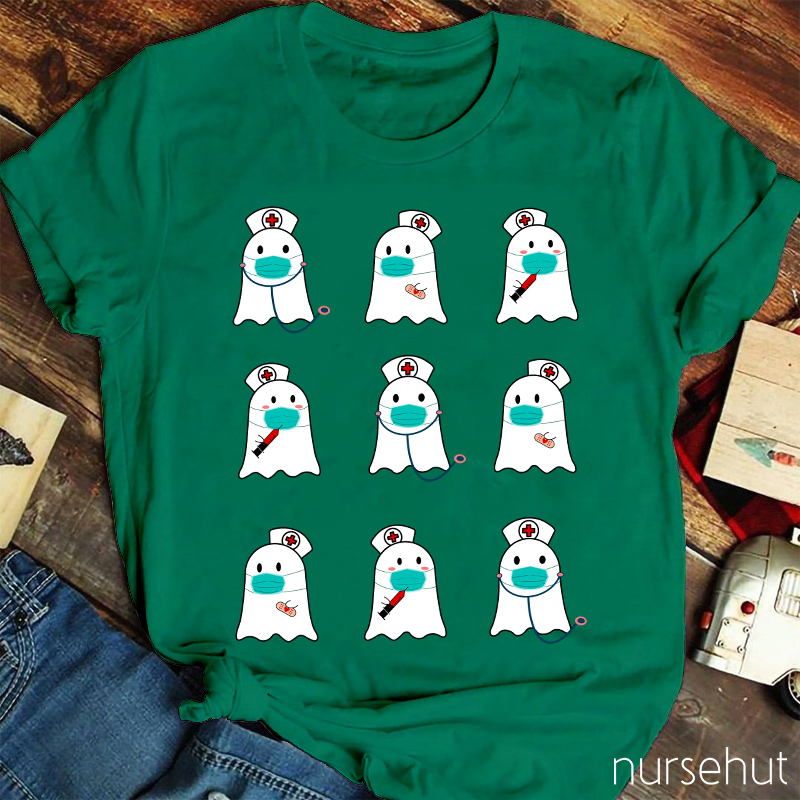 Cute Halloween Ghosts Nurse T-Shirt
