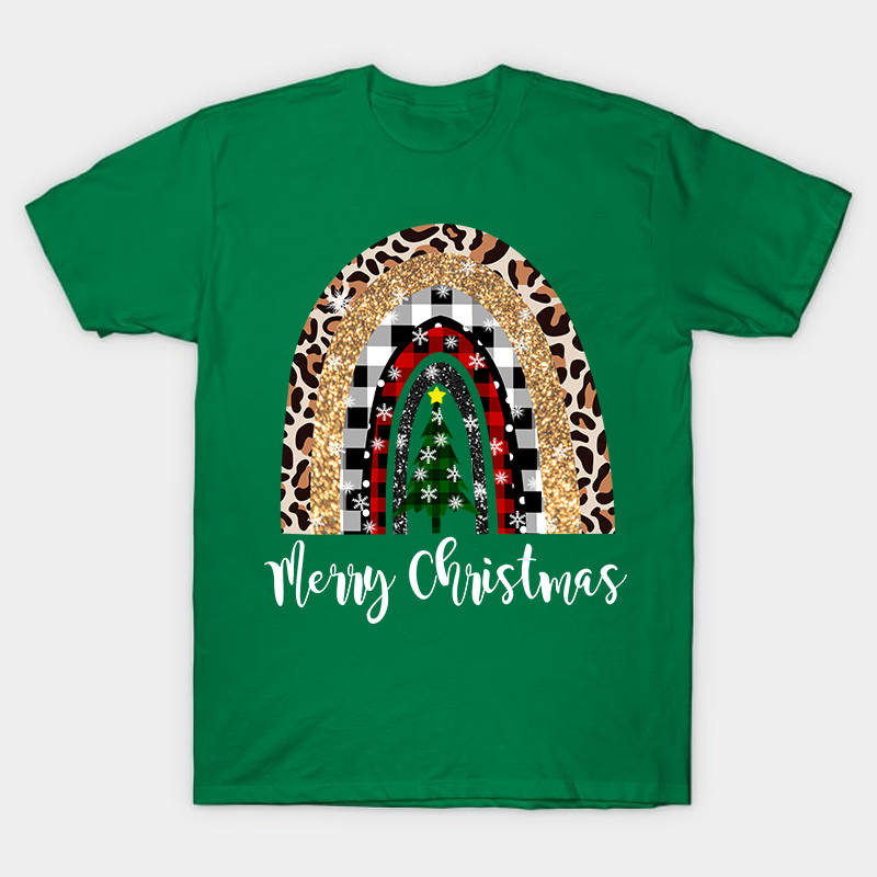 Merry Christmas A Christmas Tree In The Snow Nurse T-Shirt