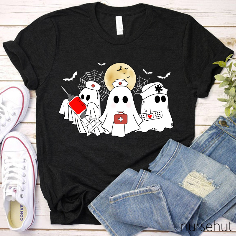 Cute Halloween Ghosts Nurse T-Shirt
