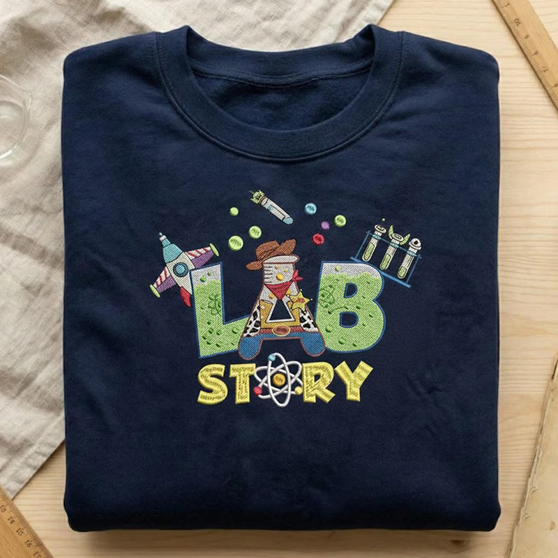 Lab Story Machine Embroidered Sweatshirt
