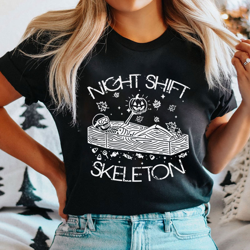Night Shift Skeleton In Coffin Nurse T-Shirt