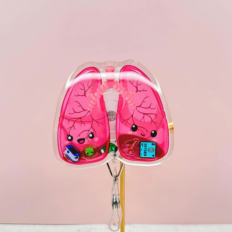 Anatomical Lungs Shaker Badge Reel