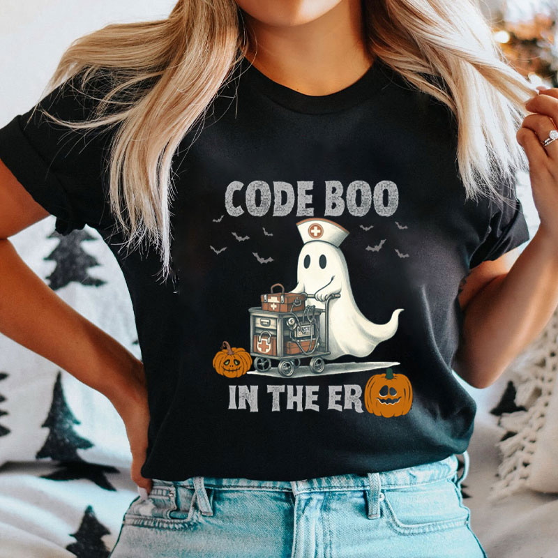 Spooky ER Code Boo Ghost Nurse Nurse T-Shirt