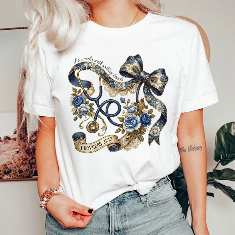 She Works With Willing Hands T-shirt