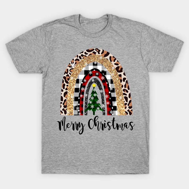 Merry Christmas A Christmas Tree In The Snow Nurse T-Shirt