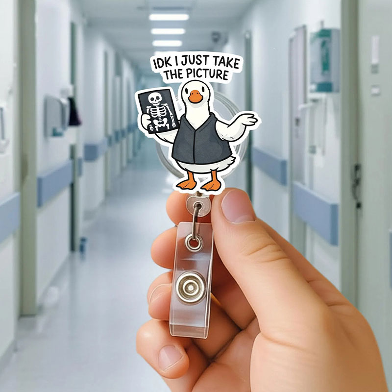 IDK I Just Take The Picture Badge Reel