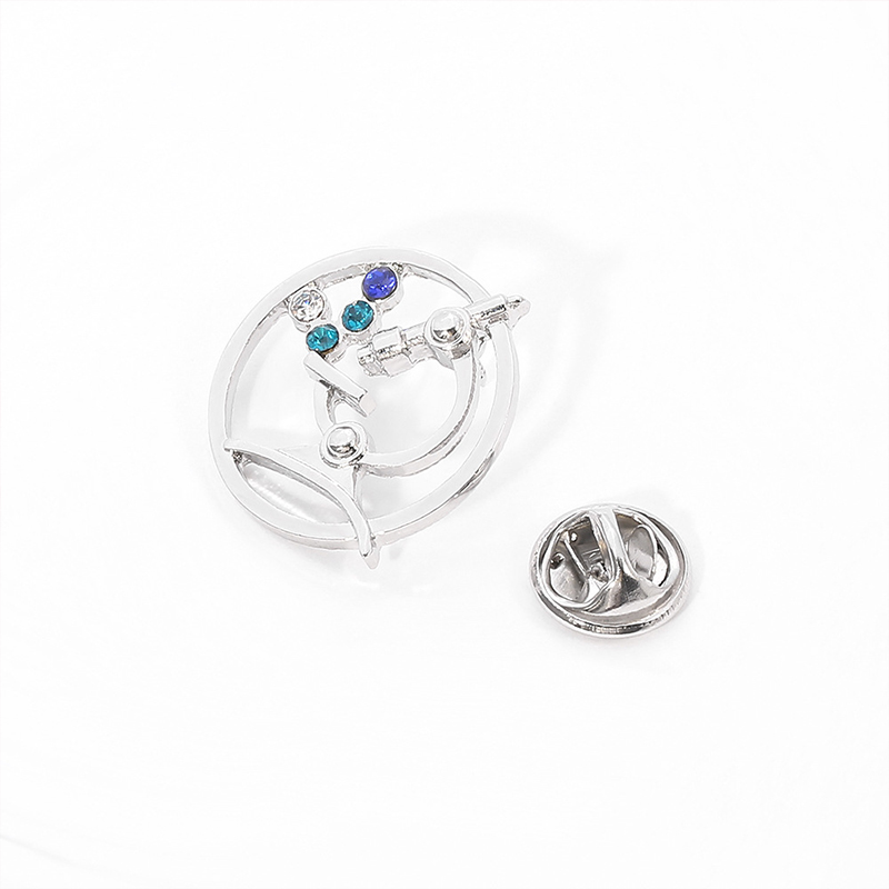 Medical Equipment Microscope Nurse Pin