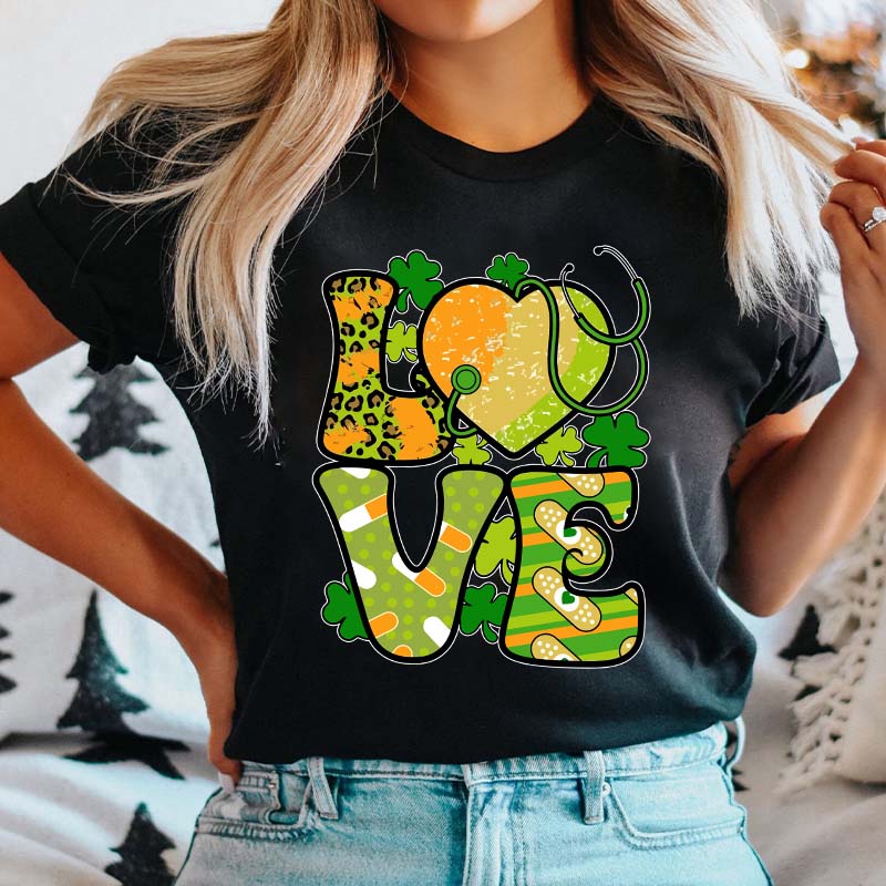 St.Patricks Love Nurse T-Shirt