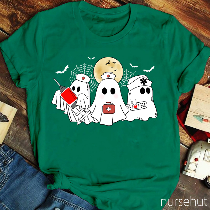 Cute Halloween Ghosts Nurse T-Shirt