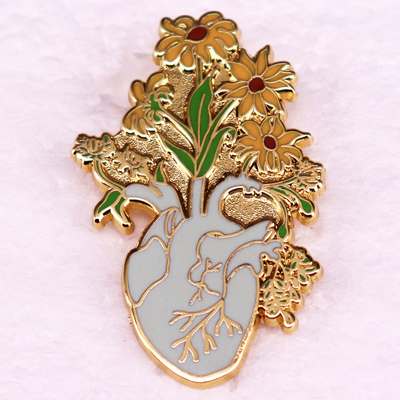 Flower Heart Art Nurse Pin
