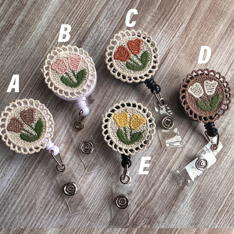 Cute Retro Lace Flower Nurse Badge Reel