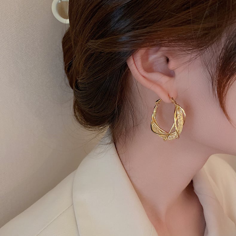 49% OFF - Fashion Twist Earrings