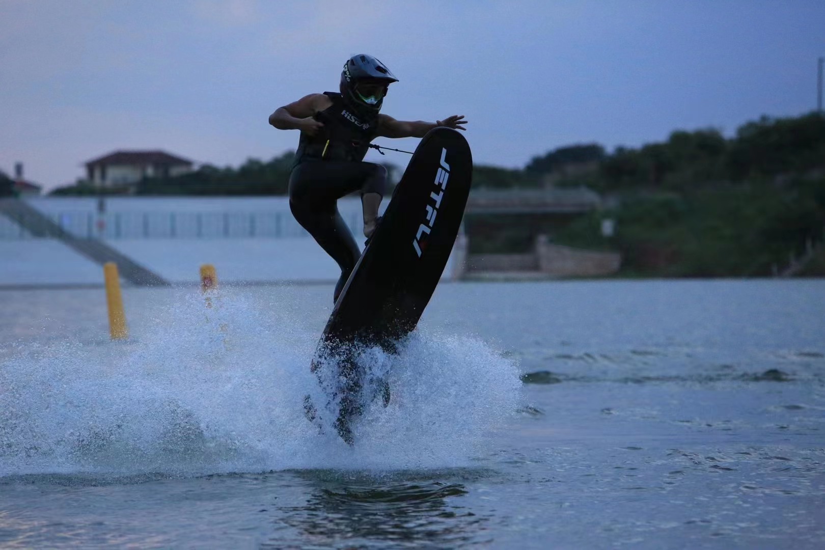 electric surfboard battery