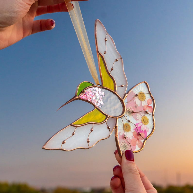 🔥🔥2025 Mother's Day Gift 50% Off--Hummingbird Suncatcher Ornament