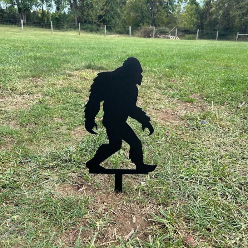 Bigfoot Garden Stake