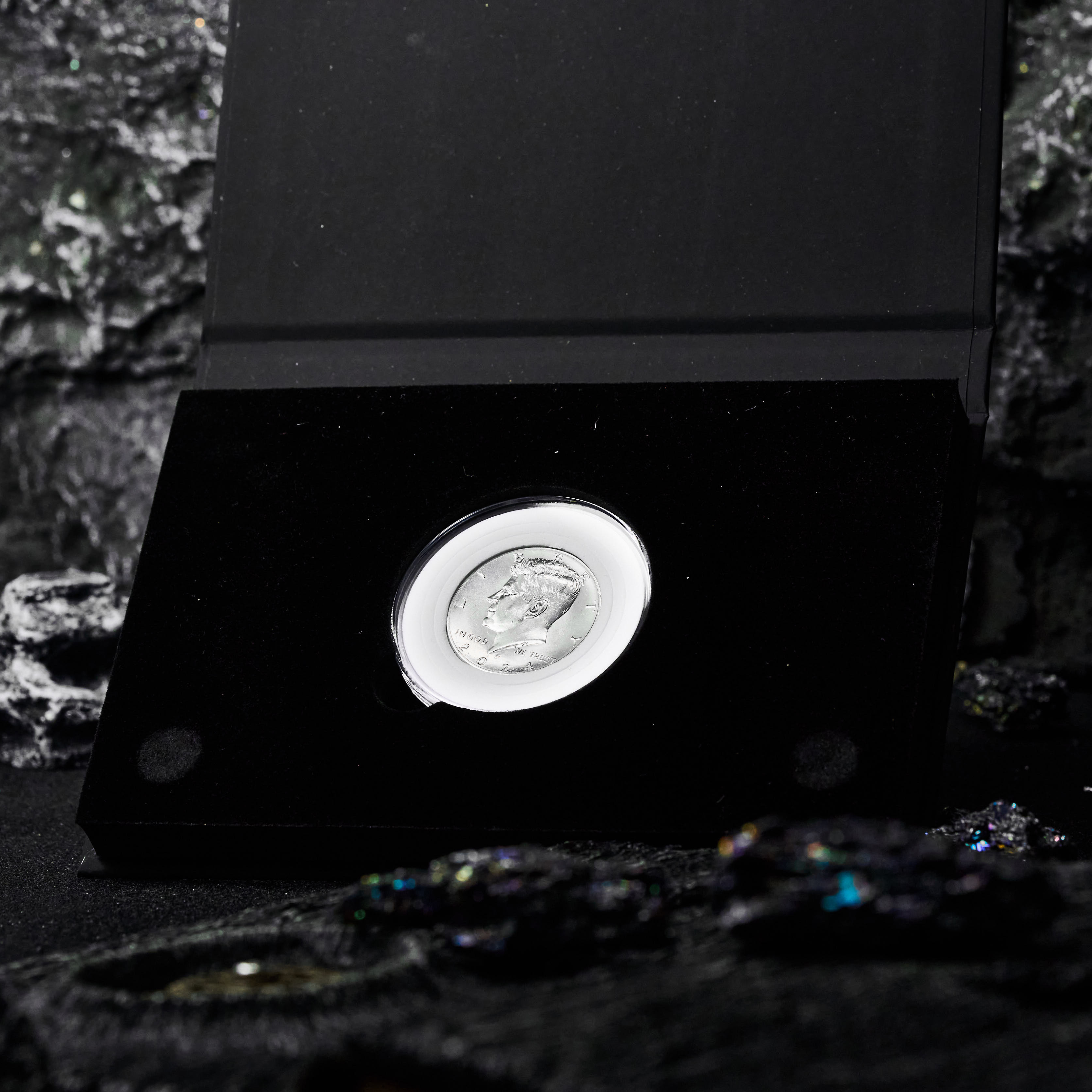 Kongfu Coin by Bluether Magic and Raphael