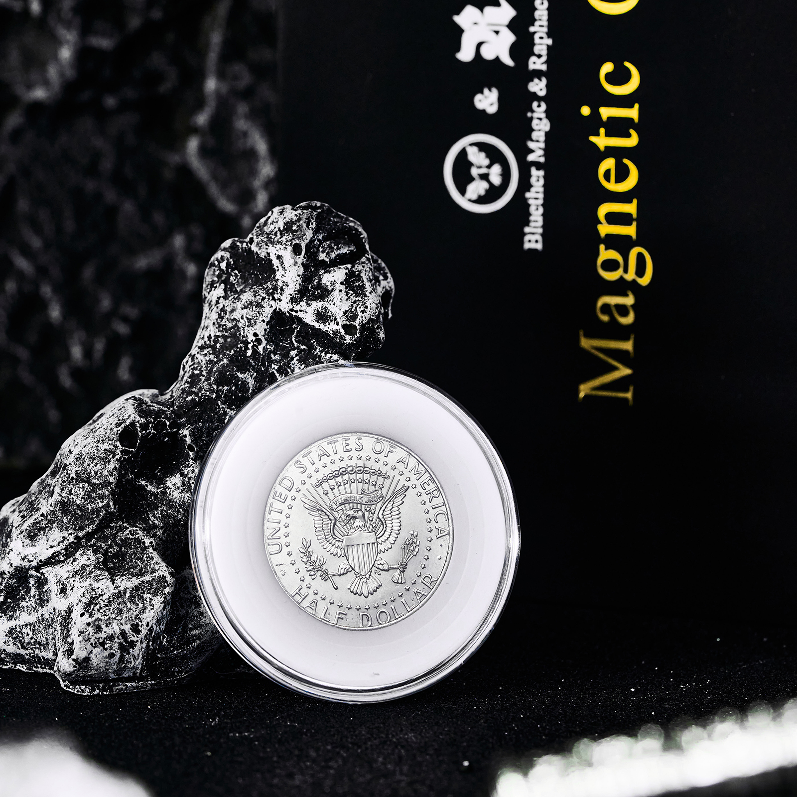 Magnetic Coin by Bluether Magic