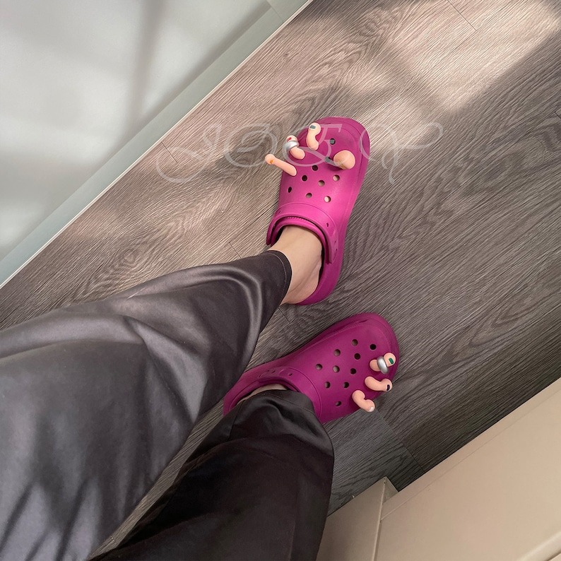 🎁Fun funny realistic toe decoration gift