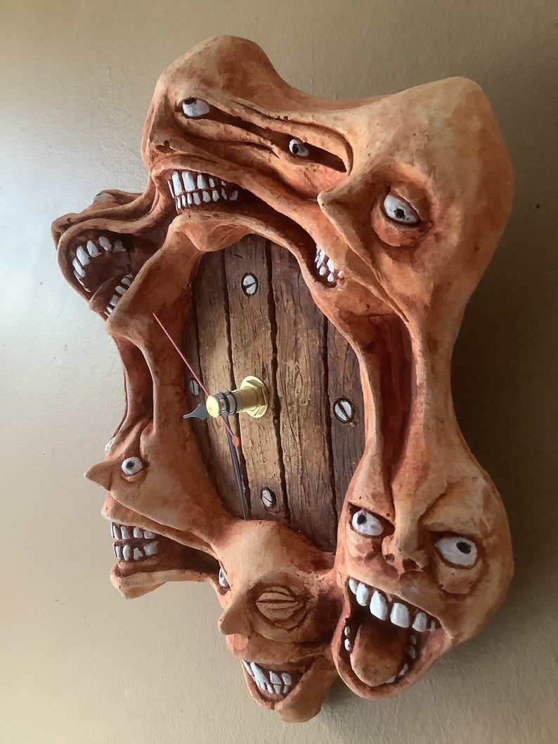 ⏰6 headed wall hanging clock