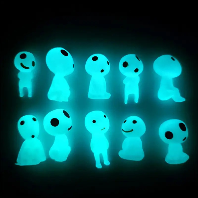 ✨Mini Glow-In-The-Dark Tree Spirit Statues🎁