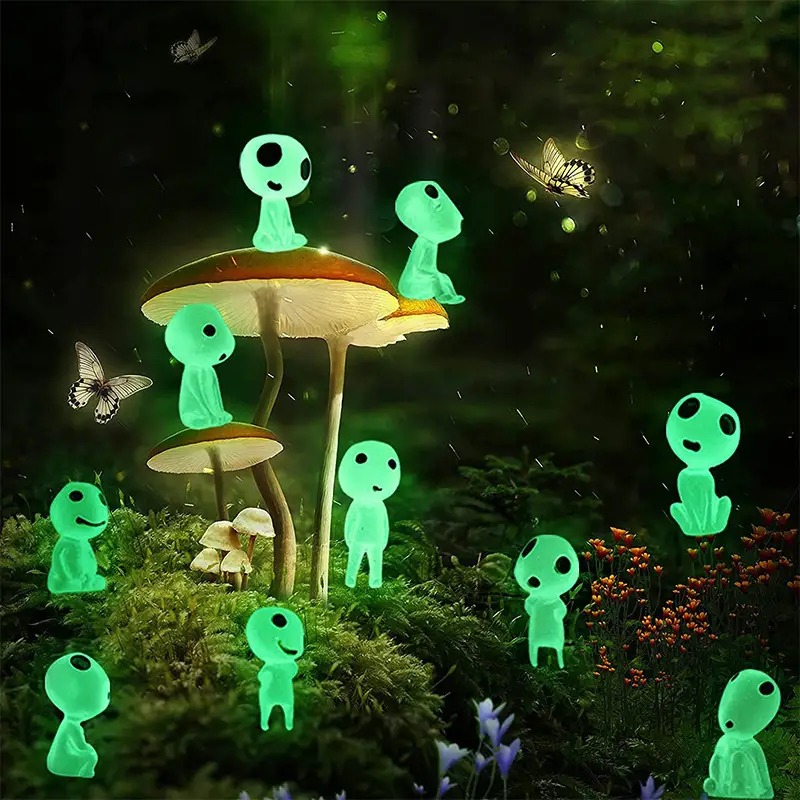 ✨Mini Glow-In-The-Dark Tree Spirit Statues🎁