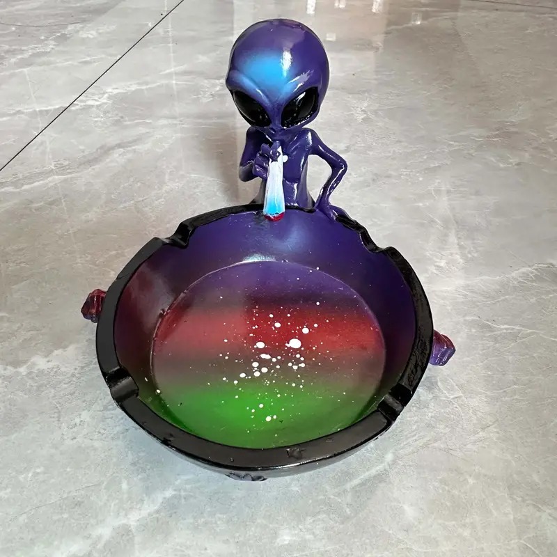 🎁Alien resin ashtray tabletop decoration gift