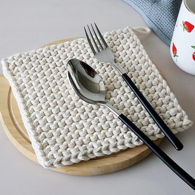 Woven insulated creative decorative coasters
