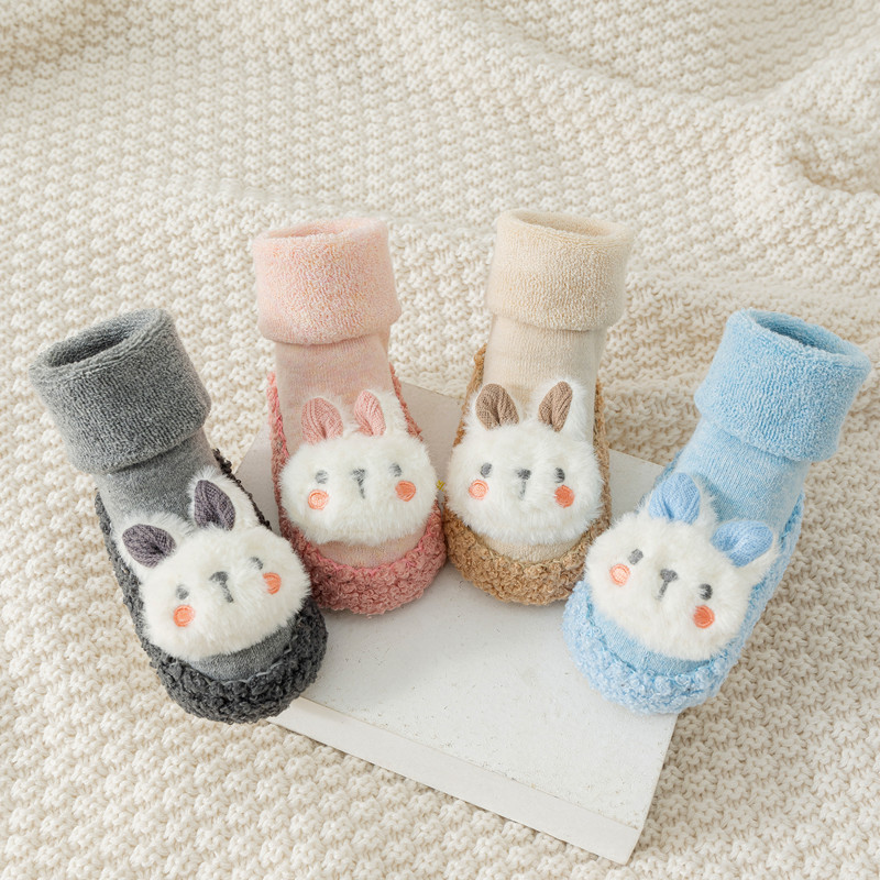 🎄Christmas Promotion🎄-👶A Pair of Baby Cartoon Plush Cotton Toddler Shoes👧