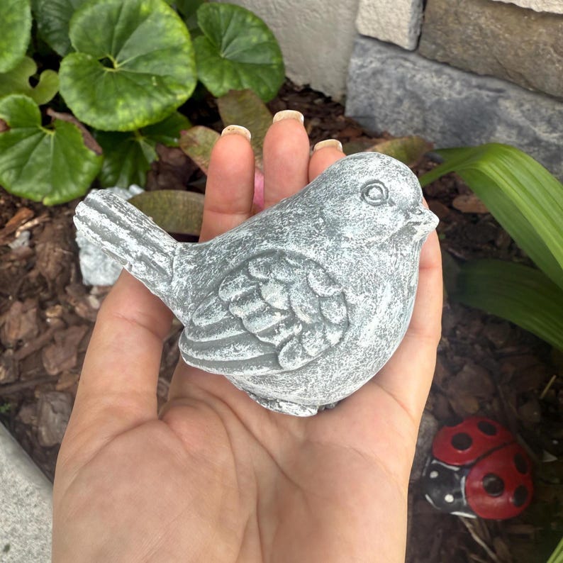 🐦 Set of 3 Concrete‑Look Resin Birds – Handcrafted Garden & Shelf Decor