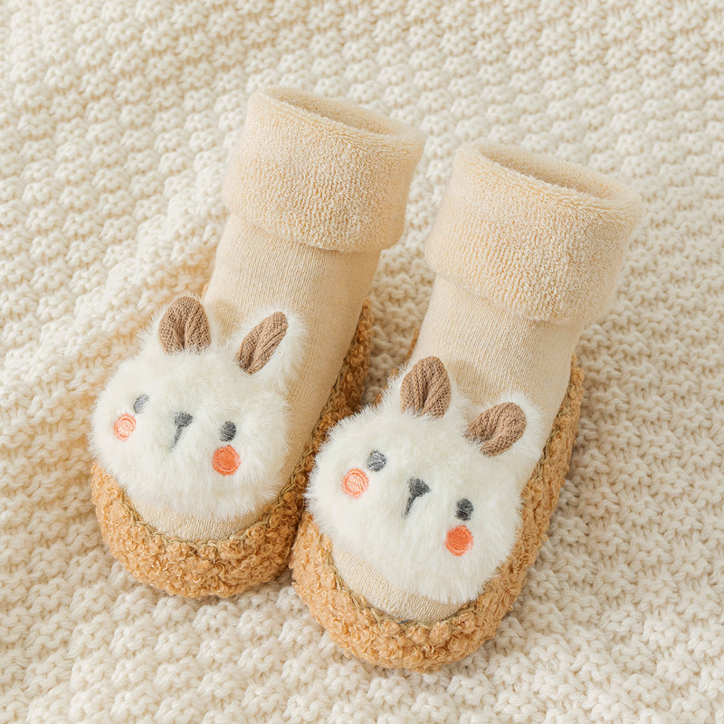 🎄Christmas Promotion🎄-👶A Pair of Baby Cartoon Plush Cotton Toddler Shoes👧