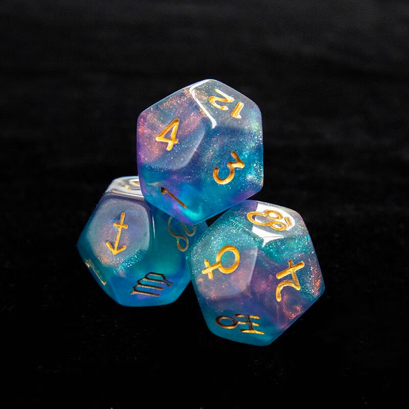 🎲12 sided astrological lucky dice✨