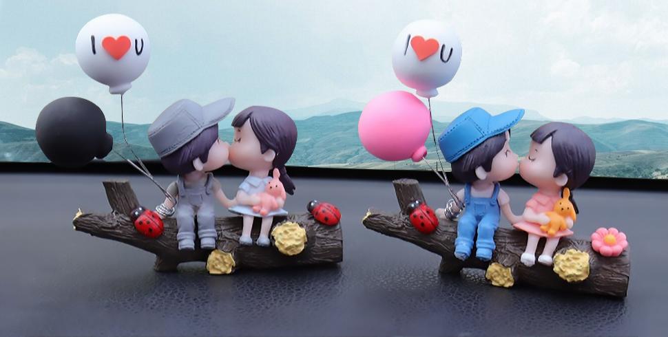 Cute Cartoon Couple Car Dashboard Ornament – Creative Interior Decor & Stylish Automotive Accessory for Men & Women