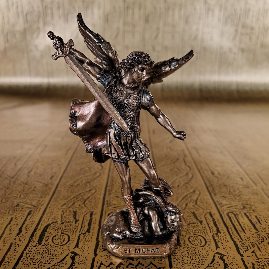 👼Vintage Archangel Michael Statue