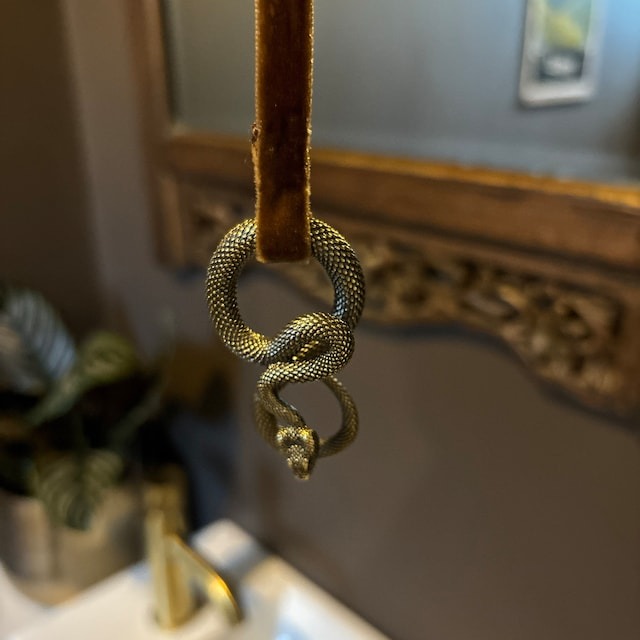 🐍Antique And Old Brass Coil Snake Pendant🐍