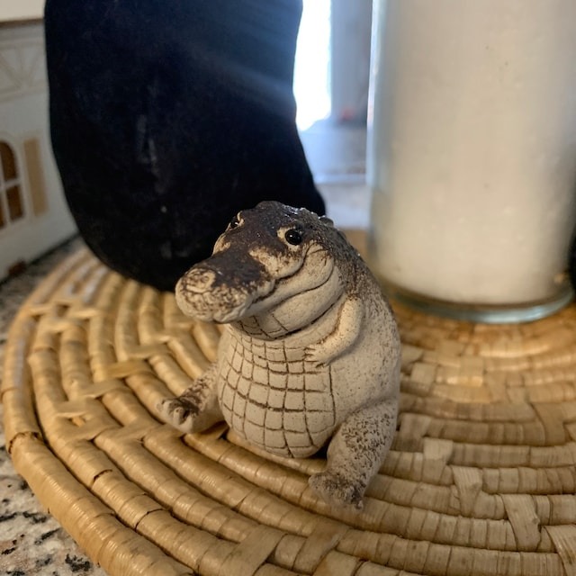 🐊Funny Crocodile Figurine Statue✨