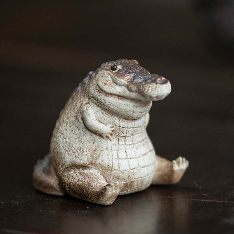 🐊Funny Crocodile Figurine Statue✨
