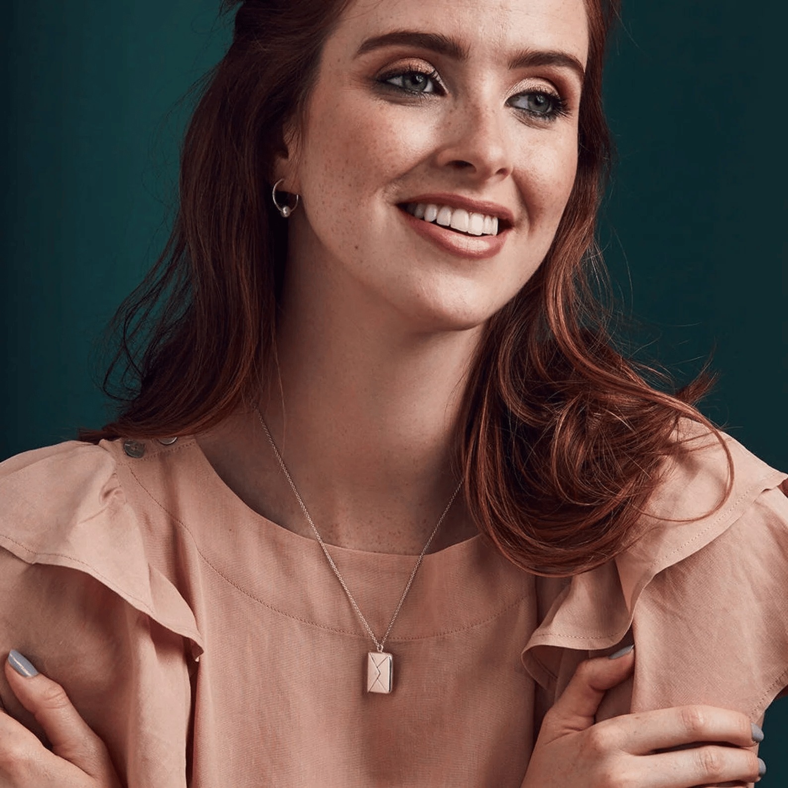 💌Envelope Necklace