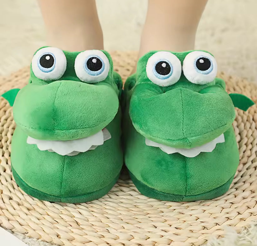 Crocodile Mouth Open Close Slippers | Fun Moving Jaw Croc Slippers