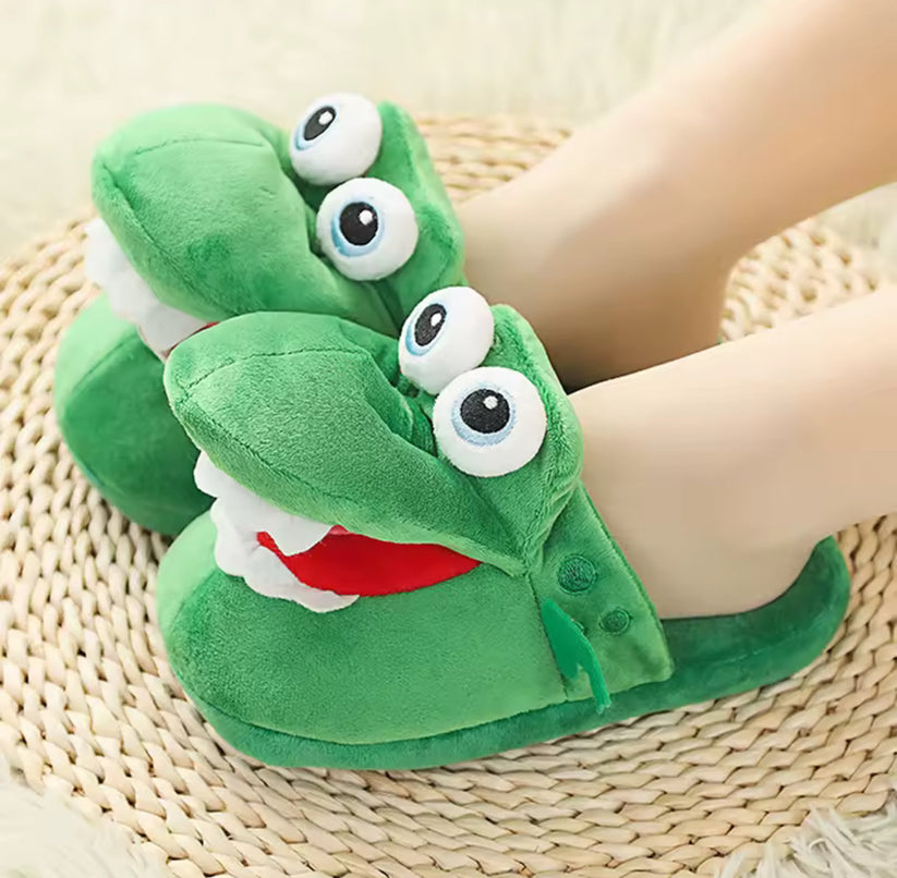 Crocodile Mouth Open Close Slippers | Fun Moving Jaw Croc Slippers