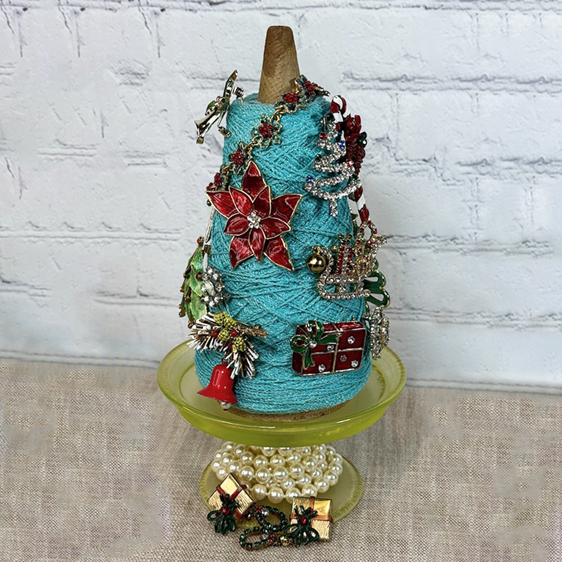 🎄Vintage Christmas Brooch🔗