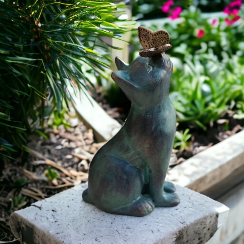 😺🦋Cat with Butterfly Garden Statues