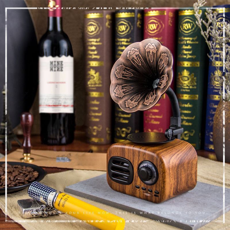 🎵Retro Wooden Phonograph Bluetooth Speaker