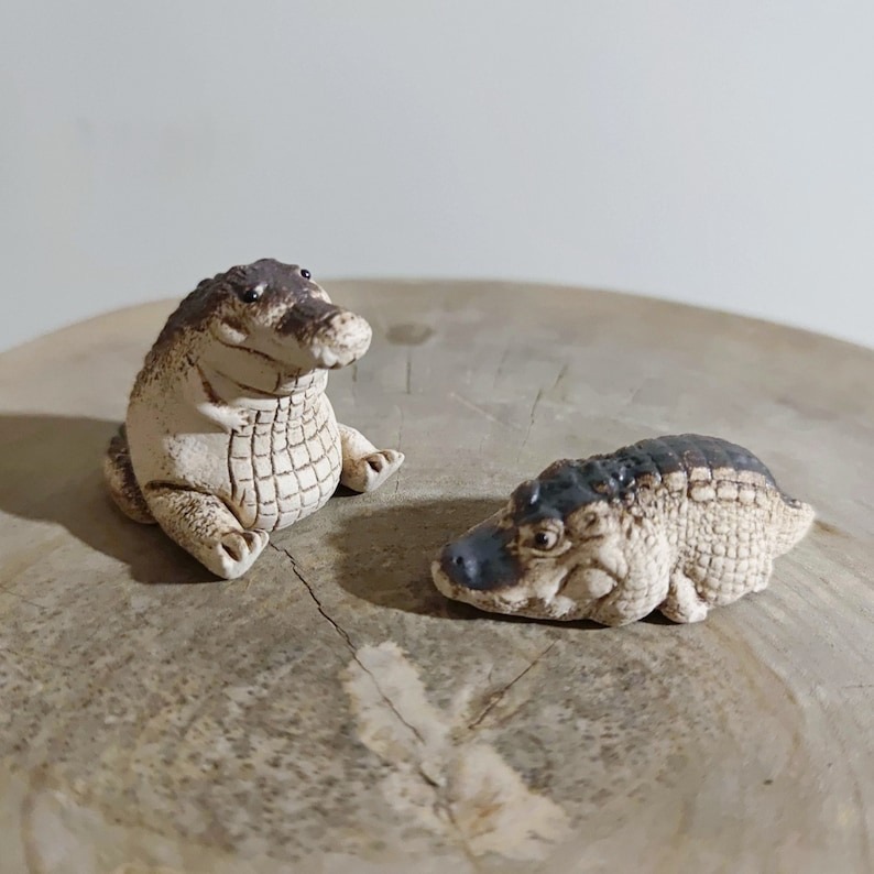 🐊Funny Crocodile Figurine Statue✨