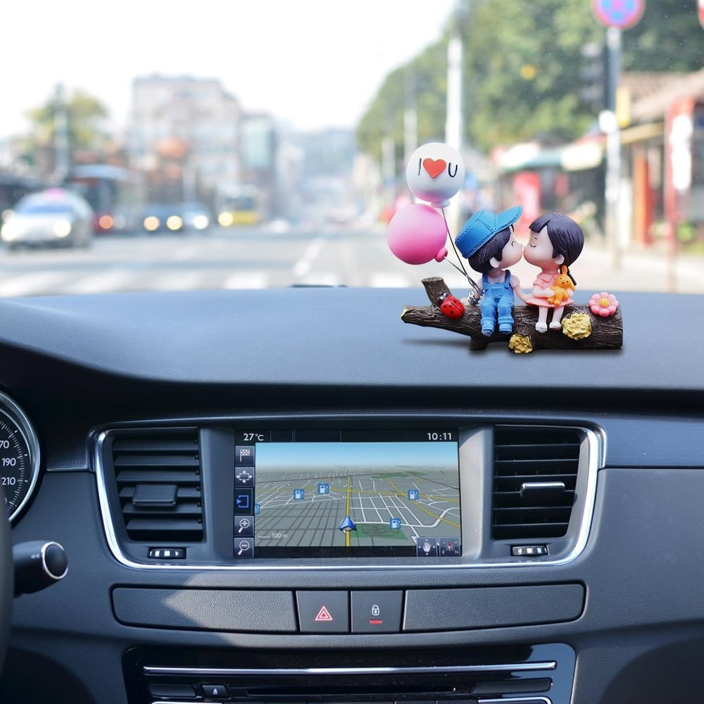 Cute Cartoon Couple Car Dashboard Ornament – Creative Interior Decor & Stylish Automotive Accessory for Men & Women
