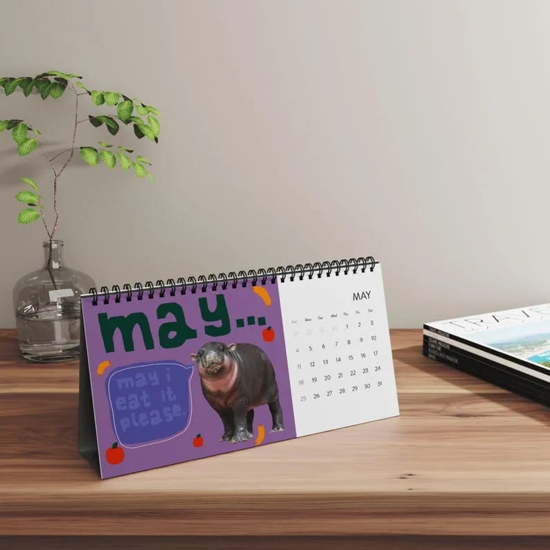 🦛Moo Deng Calendar | 2025 Desktop Calendar