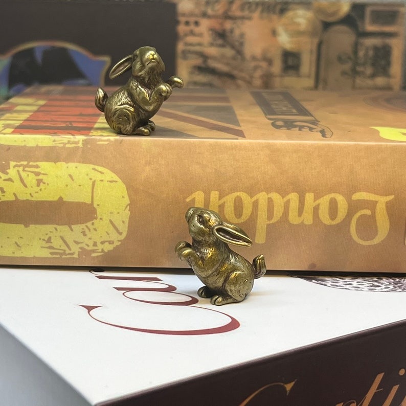 🐰Kissing Brass Rabbit Statue